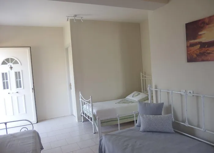 Christos Apartment *