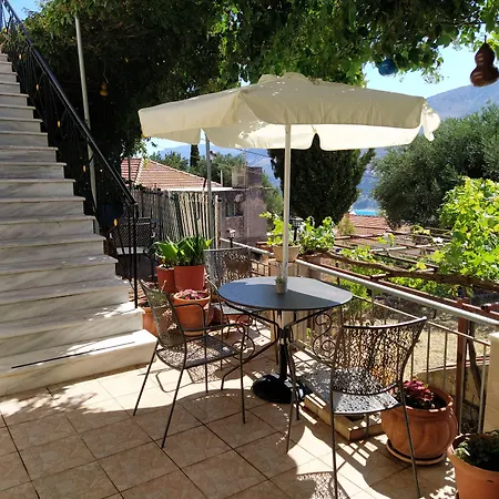 Christos Apartment