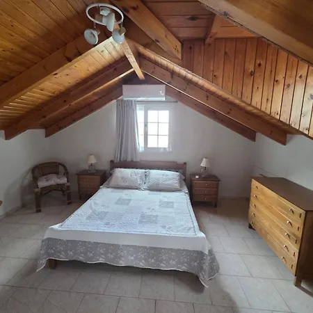 Christos Apartment