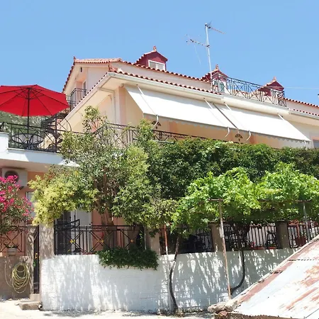 Christos Apartment