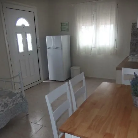 Apartment Christos Zola