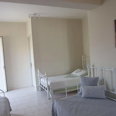 Christos Apartman *